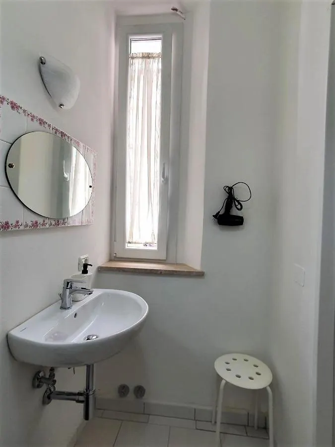 Affittacamere Casa Cynda Follonica Konukevi